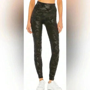 Spanx Camo Faux Leather Leggings. Size Medium.